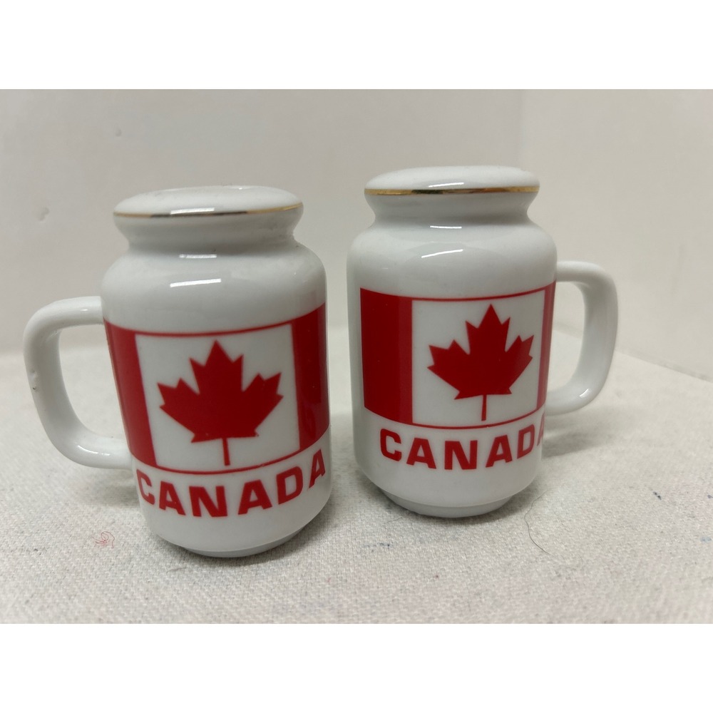 Canada Maple Leaf Salt Pepper Shakers Ceramic‎ Mug Design